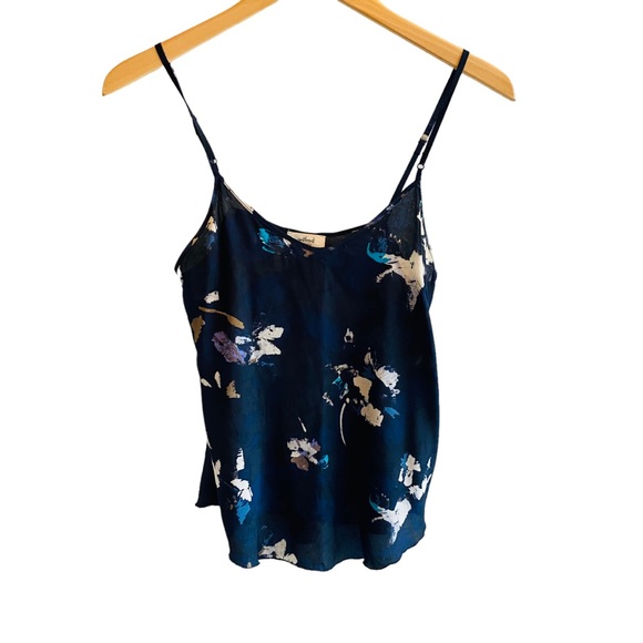 Wilfred Tops - WILFRED FREE ARITZIA 100% Silk Blue Floral Camisole
